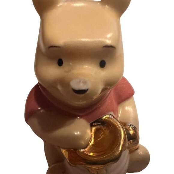 Disney Lenox Winnie The Pooh Ceramic Figurine With Honey Pot Salt/Pepper 2.75" - Picture 5 of 6